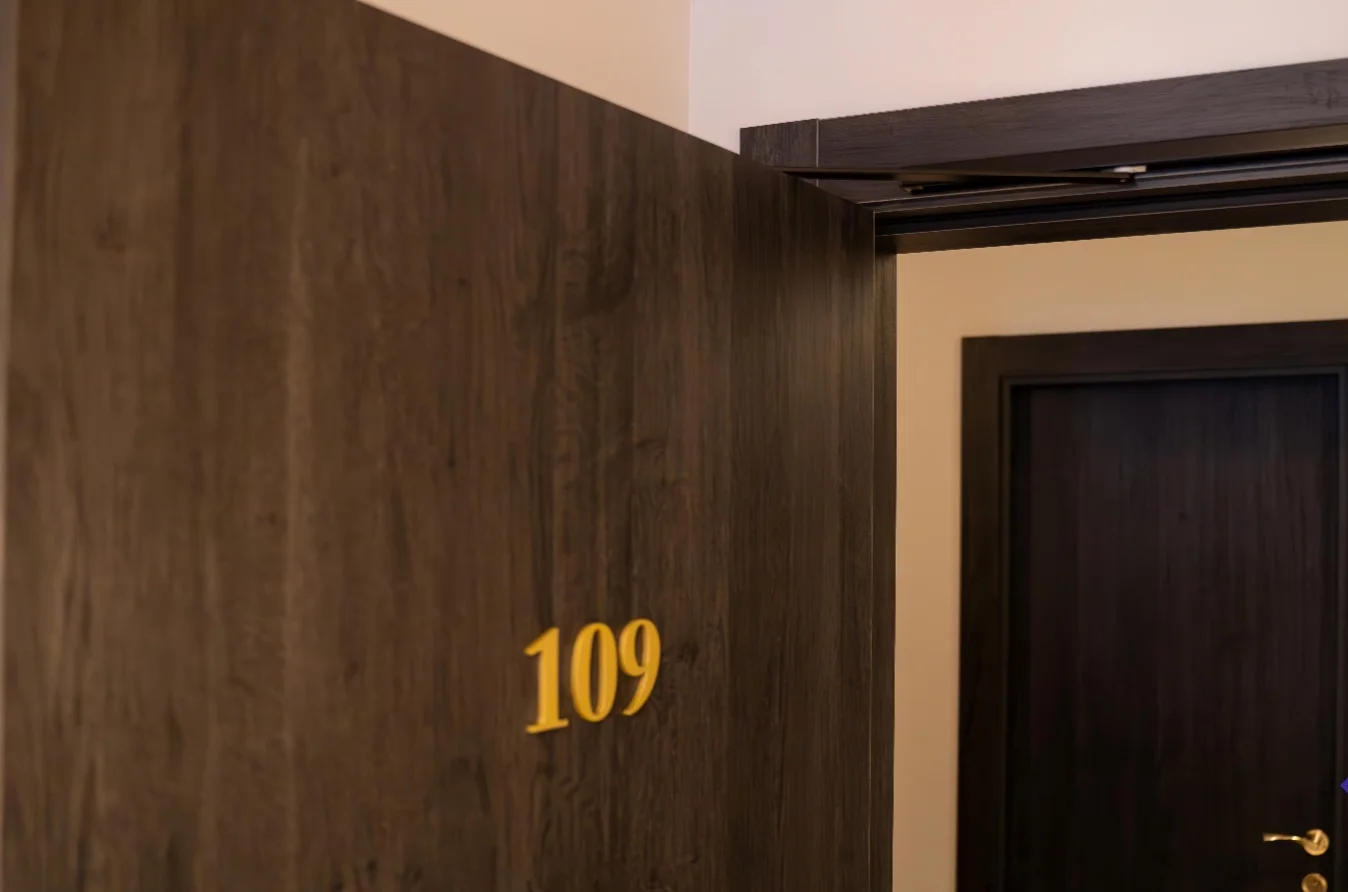 Puertas de hoteles
